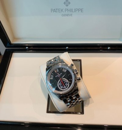 Patek Philippe Annual Calendar Chronograph Black Dial Stainless Steel 40 52018 - 5960 1a-010