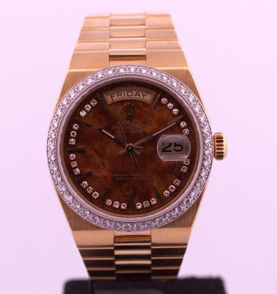 Rolex Day-date Oysterquartz Factory Platinum Diamond Bezel