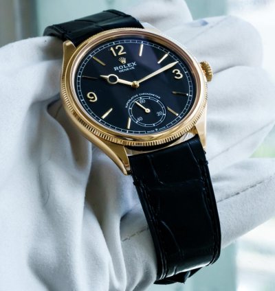 Rolex 1908 Yellow Gold Black Alligator Strap