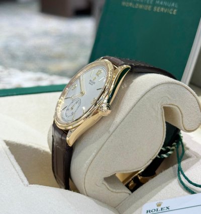Rolex 1908 Yellow Gold White Dial Full Set 2024