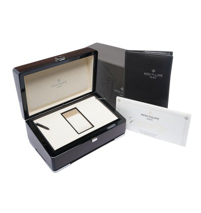 Patek Philippe Annual Calendar Chronograph Complication Annual Calendar Chronograph 5960 01g-001 Belt Not Included