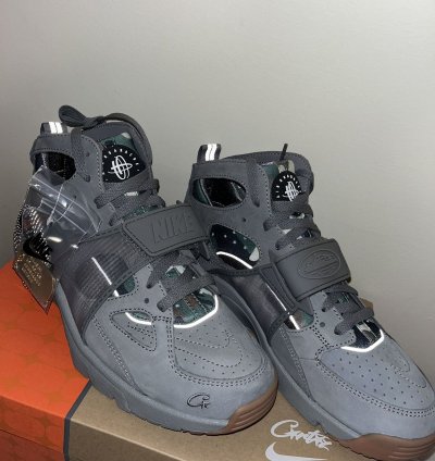 Nike Air Huarache Corteiz Gully Grey