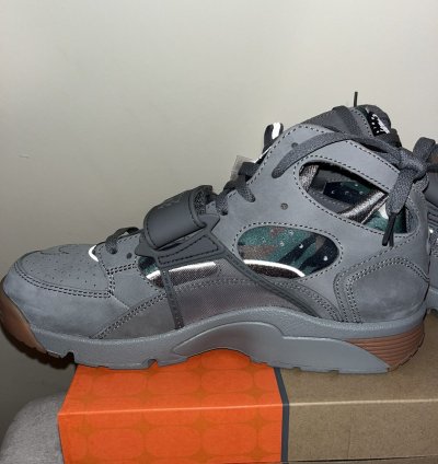 Nike Air Huarache Corteiz Gully Grey