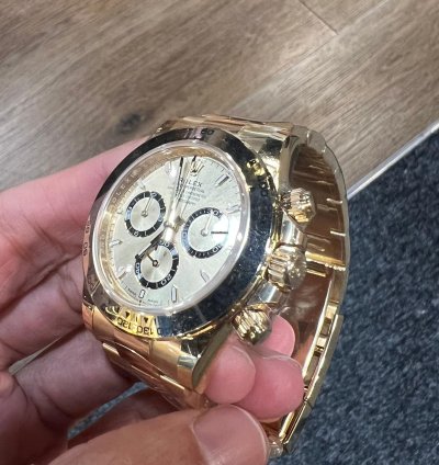 Rolex Daytona 2025 New Daytona Yellow Gold Champagne Golden Dial