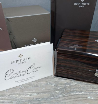 Patek Philippe Annual Calendar Chronograph Flyback Chrono Discontinued 5960r-001 Full Set