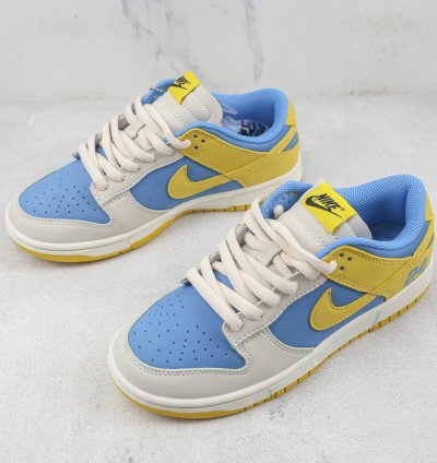 Nike Sb Dunk Low X Kobe Bryant Yellow Blue Sneakers