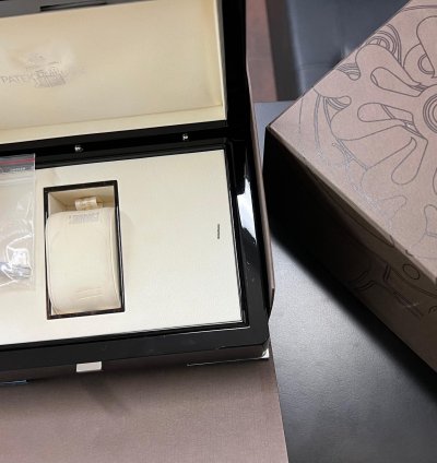 Patek Philippe Annual Calendar Chronograph Full Set Platino Platinum