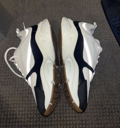 Dior B22 Black And White