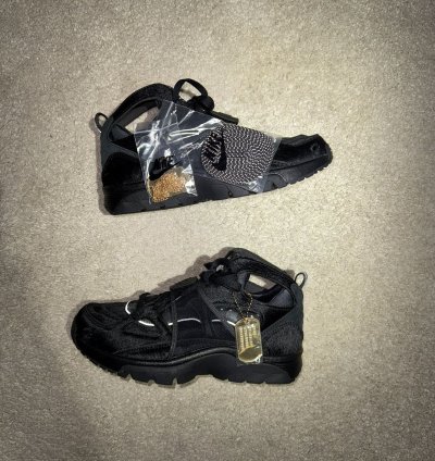 Nike Corteiz Black Huarache Sneakers
