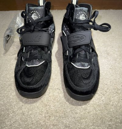 Nike Corteiz Black Huarache Sneakers