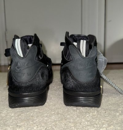 Nike Corteiz Black Huarache Sneakers