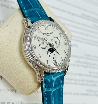 Patek Philippe Annual Calendar Complications