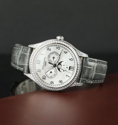 Patek Philippe Annual Calendar Complications 4948g-010 38mm White Mother-of-pearl Dial