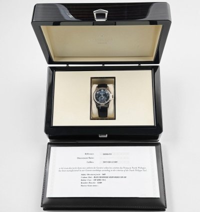 Patek Philippe Annual Calendar Complications 5205g-013 Annual Calendar White Gold Blue Dial 2020