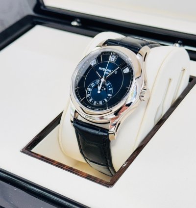 Patek Philippe Annual Calendar Complications 5205g-013 Blue 18k White Gold Men Watch Box Paper Mint