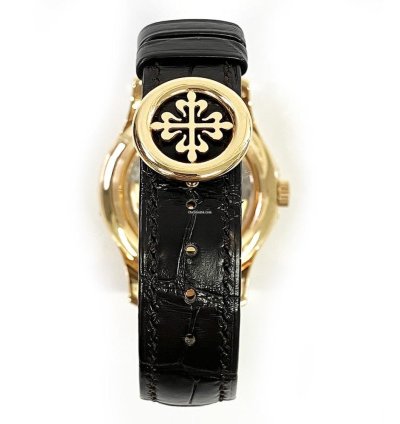 Patek Philippe Annual Calendar Complications Annual Calendar 40mm 5205r-001 Rose Gold With Brown Leather Watch White Dial 2020