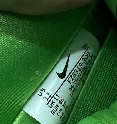 Nike Dunk Low Sb Pro The Powerpuff Girls Buttercup Size 11