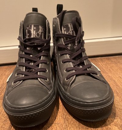 Dior B23