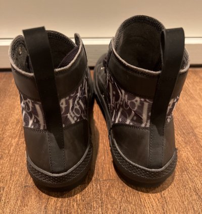 Dior B23