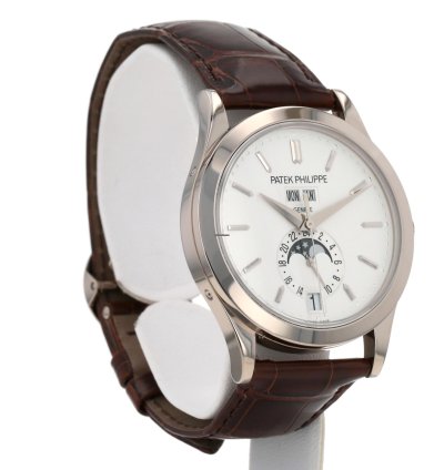 Patek Philippe Annual Calendar En Or Blanc Ref