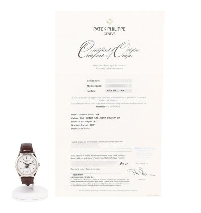 Patek Philippe Annual Calendar En Or Blanc Ref
