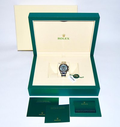 Rolex Daytona 116506 Box And Papers 2022