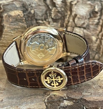 Patek Philippe Annual Calendar Jahreskalender - Ref 5396r-011 - Full-set 2013 Service 2020