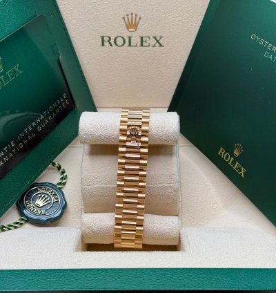 Rolex Datejust 31 New 2024 Champagne Index Dial Fluted Bezel Yellow Gold President