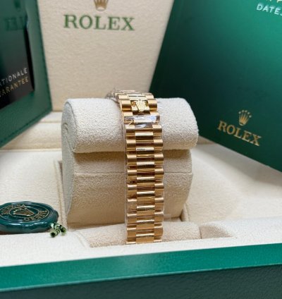 Rolex Datejust 31 New 2024 Tahitian Mother Of Pearl Diamond Dial Yellow Gold President