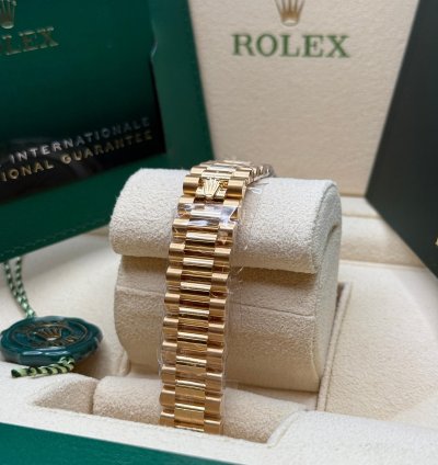 Rolex Datejust 31 New 2024 Tahitian Mother Of Pearl Diamond Dial Yellow Gold President