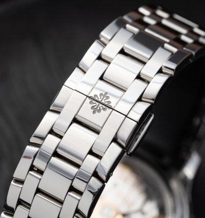 Patek Philippe Annual Calendar Moon Phase Ref 4947 1a-001