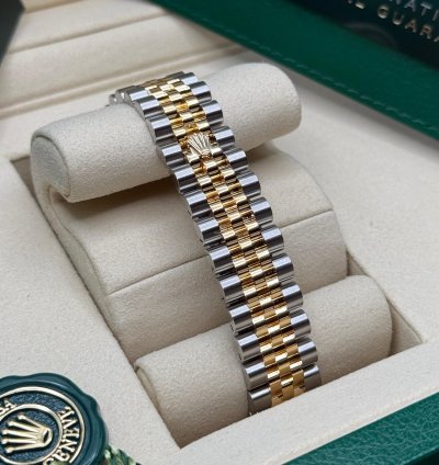 Rolex Datejust 31 New 2025 Champagne Diamond Dial Two Tone Diamond Jubilee Bracelet