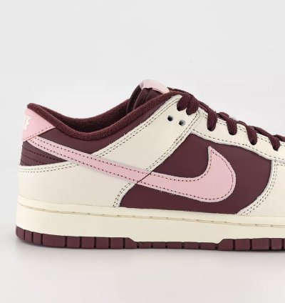 Nike Dunk Low - Valentines Day Pale Ivory Pink Dr9705-100
