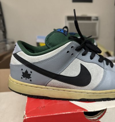 2015 Nike Sb Dunk Low Maple Leaf Central Park Size 11 5