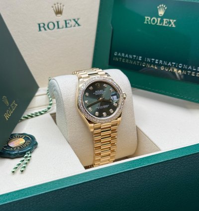 Rolex Datejust 31 New 2025 Olive Green Diamond Dial 18k Gold Diamond Bezel President