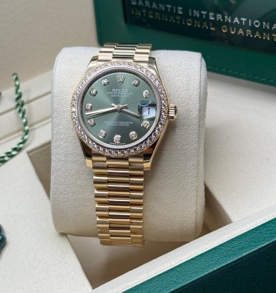 Rolex Datejust 31 New 2025 Olive Green Diamond Dial 18k Gold Diamond Bezel President