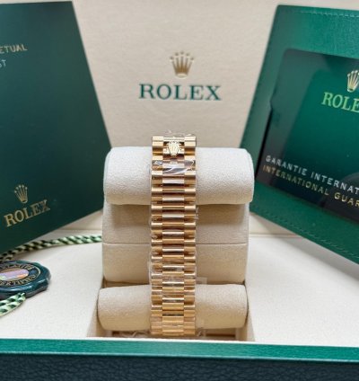 Rolex Datejust 31 New 2025 Tahitian Mother Of Pearl Diamond Dial Yellow Gold President