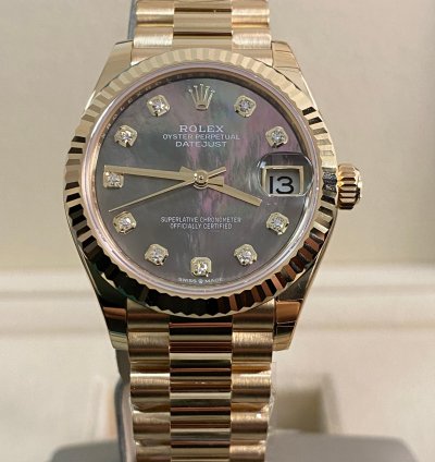 Rolex Datejust 31 New 2025 Unworn Datejust 31 Yellow Gold Black Mother-of-pearl Diamond Dial 278278