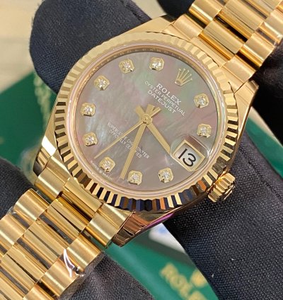 Rolex Datejust 31 New 2025 Unworn Datejust 31 Yellow Gold Black Mother-of-pearl Diamond Dial 278278