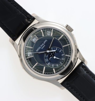 Patek Philippe Annual Calendar Ref 5205g-013 Moonphase Like New Full Set Year 2021