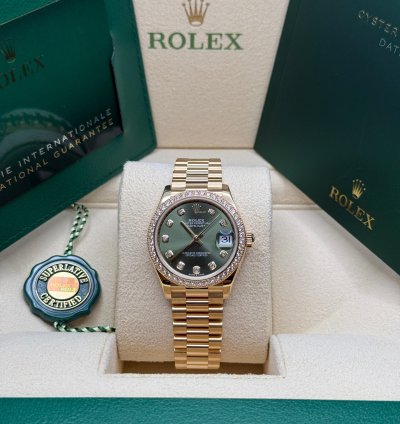 Rolex Datejust 31 Olive Green Diamond Dial 18k Gold Diamond Bezel Jubilee Bracelet