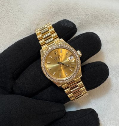 Rolex Datejust 31 Oyster Yellow Gold And Diamonds