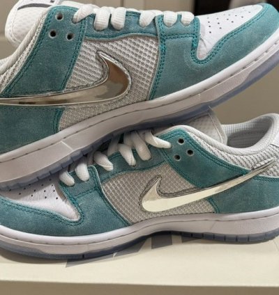 April Skateboards Dunk Sb