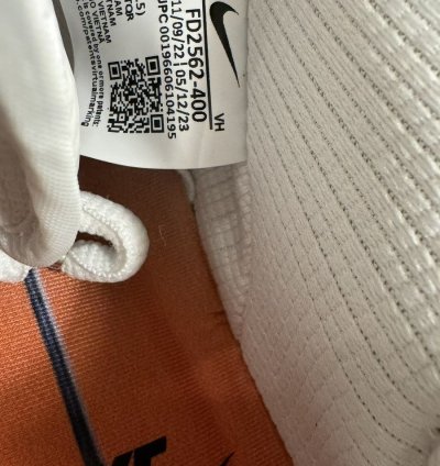 April Skateboards Dunk Sb
