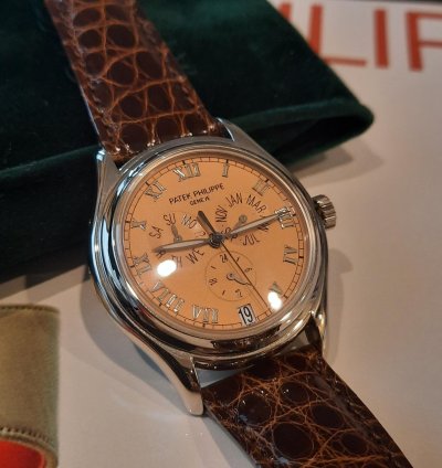 Patek Philippe Annual Calendar Salmon Dial Full Set watch Is Located In Seattle Wa Usa