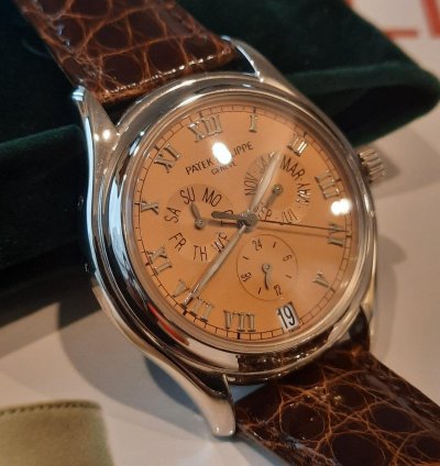 Patek Philippe Annual Calendar Salmon Dial Full Set watch Is Located In Seattle Wa Usa