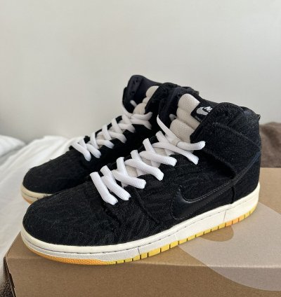 Black Skunk Nike Sb Dunk High 2016