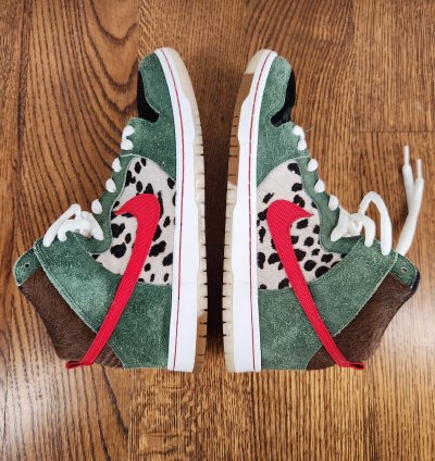 Bq6827-300 Nike Sb Dunk High Walk The Dog