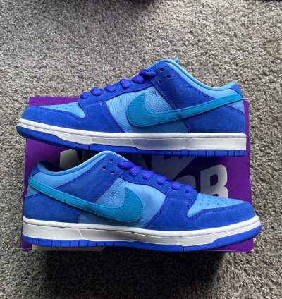 Nike Sb Dunk Low Blue Raspberry