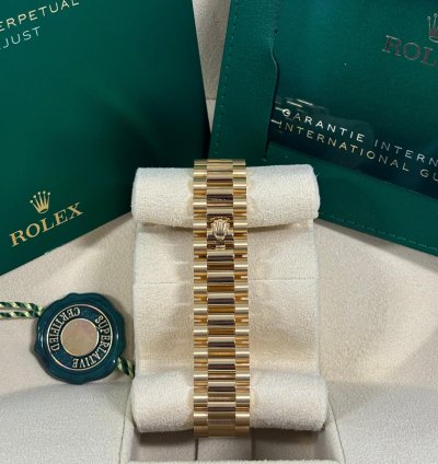 Rolex Datejust 31 Yellow Gold Diamond Set Mop Dial New 2024 Box And Papers